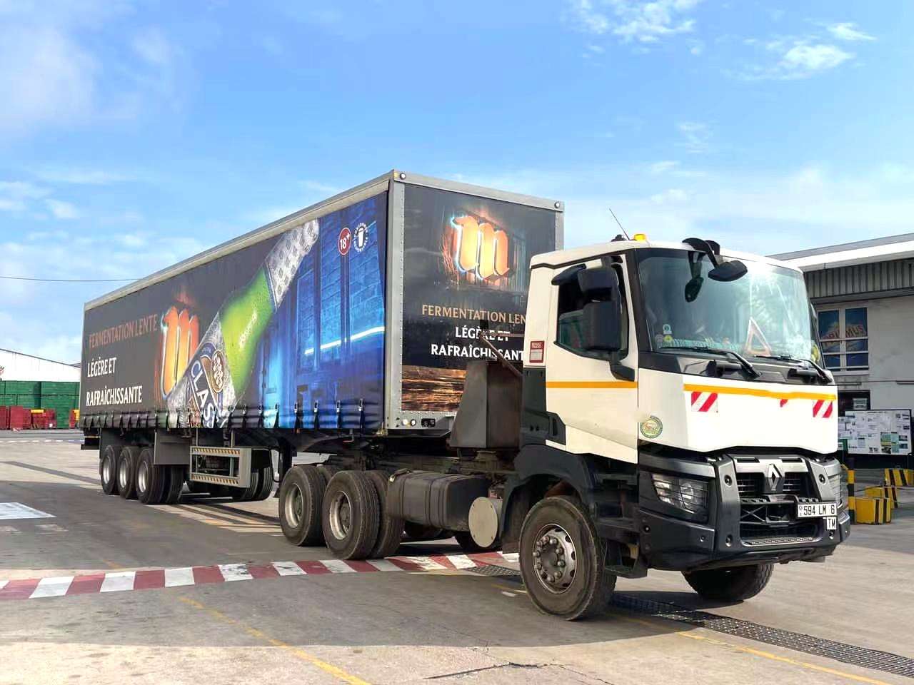 Curtain Side Trailer