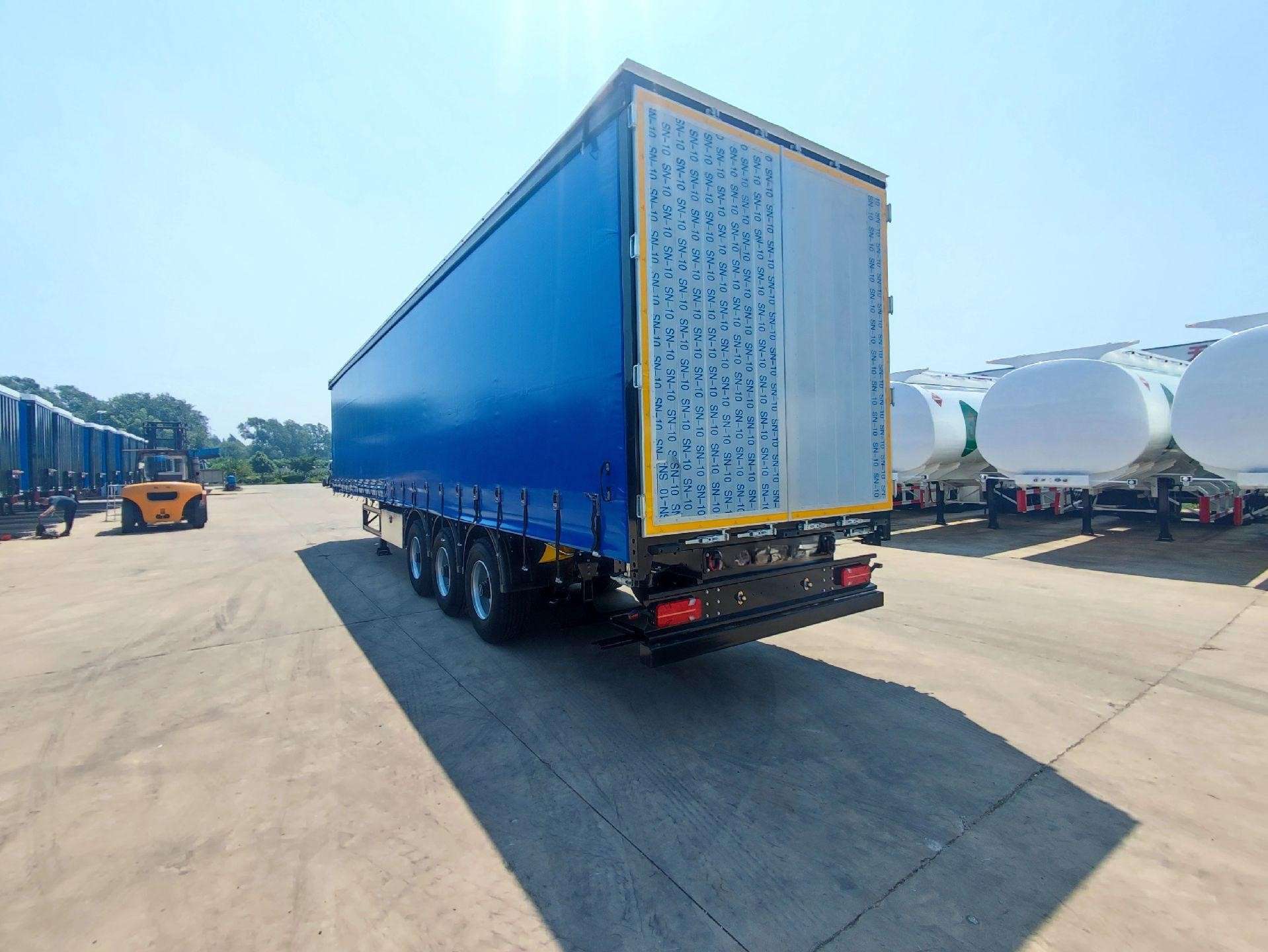 Curtain Side Trailer